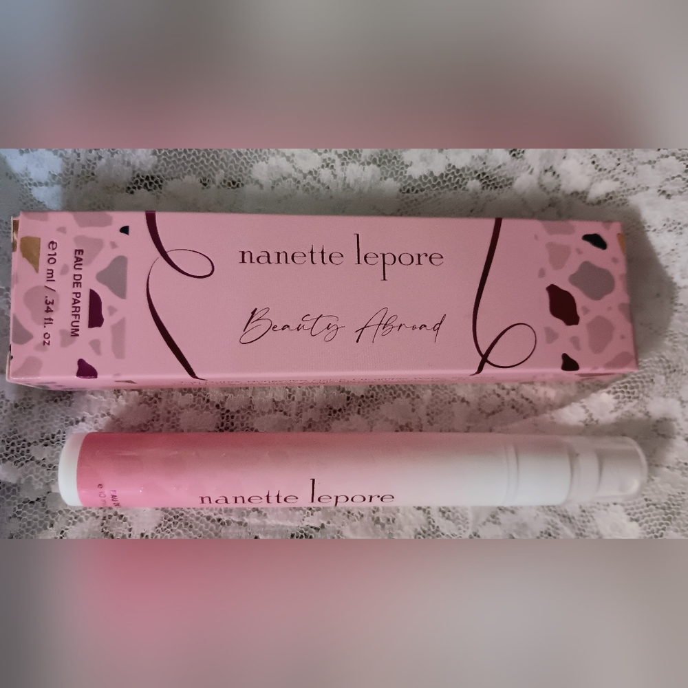 NEW Nanette Lepore Beauty Abroad Pink Fragrance.
